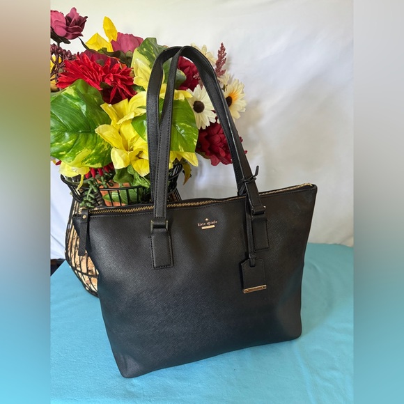 Kate Spade Cameron Street Lucie saffiano tote - Picture 1 of 6